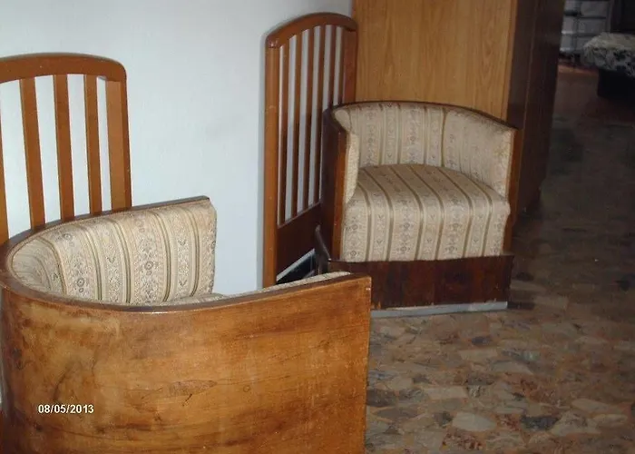 Hotel Triana E Tyche