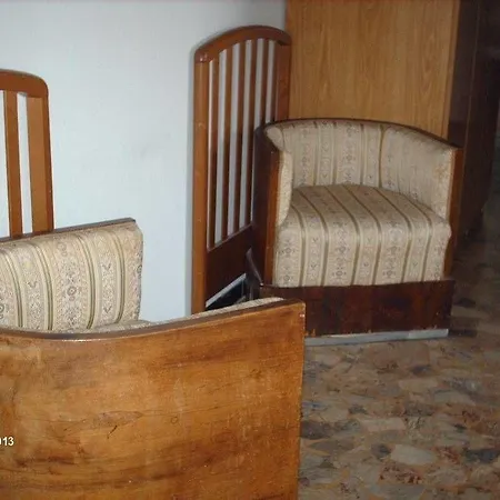 Hotel Triana E Tyche