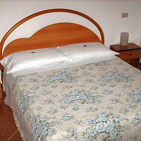 Triana E Tyche Hotel *