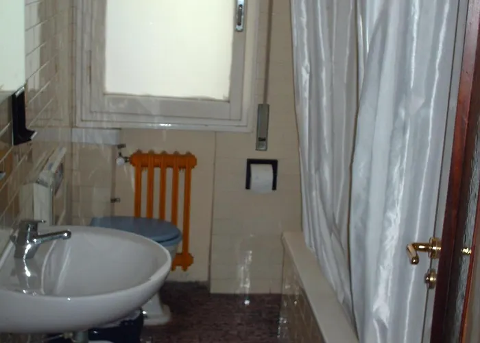 Triana E Tyche Sasso Marconi