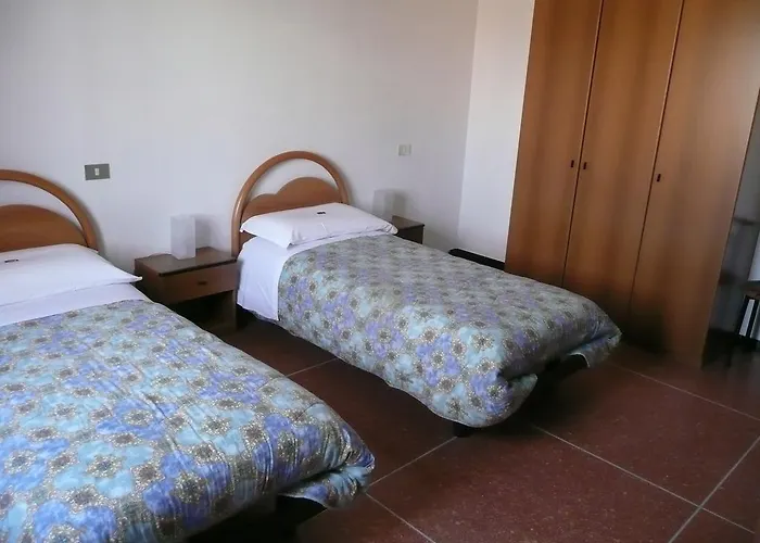 Triana E Tyche Sasso Marconi